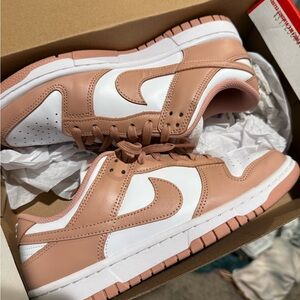 Nike Dunk whisper rose 8.5 women’s. Worn once $70